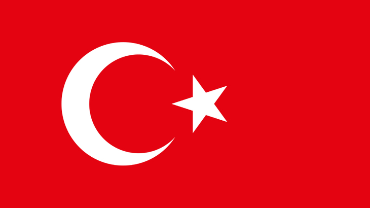 Bir hilal uğruna canlarıyla bedel ödeyen ve bu toprakları bize vatan kılan tüm şehitlerimize minnettarız.