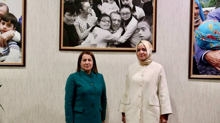 Genel Başkan yardımcımıza ve kıymetli ekibine çalışmalarında muvaffakiyetler diliyorum.